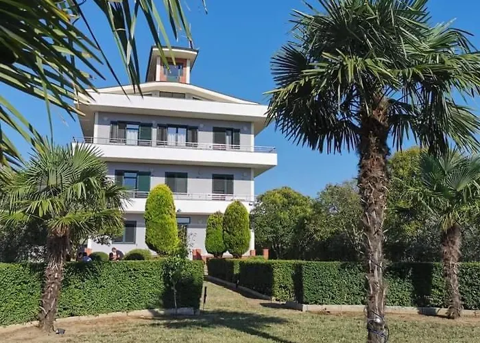 Aldesa Apartments