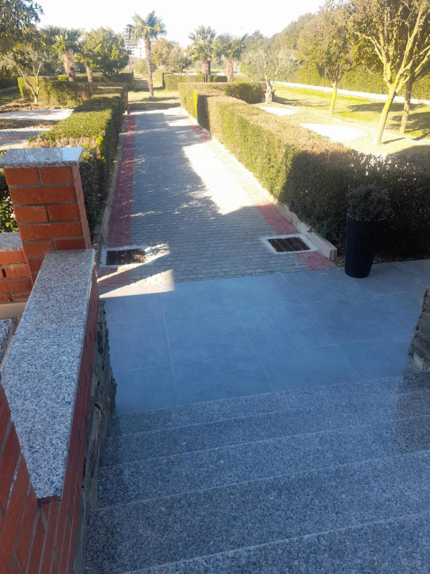 Apartament Aldesa *